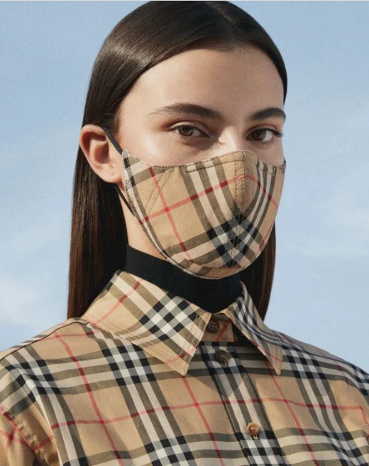 História da Moda - Xadrez Burberry