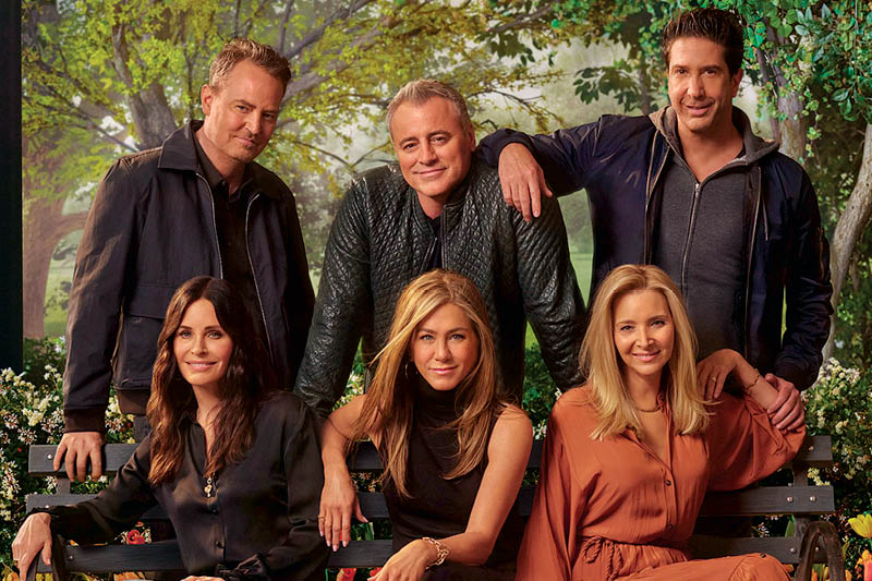 O elenco original posa no especial Friends: The Reunion 