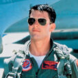 Tom Cruise utiliza o Ray-Ban Aviator interpretando o personagem Pete Maverick, no filme Top Gun