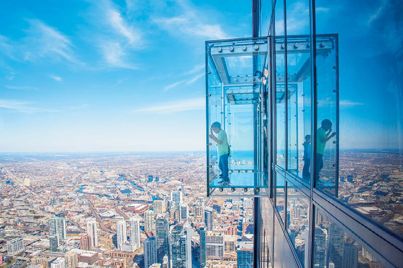 O famoso skydeck, melhor lugar em chicago para ter uma visão 360o da cidade