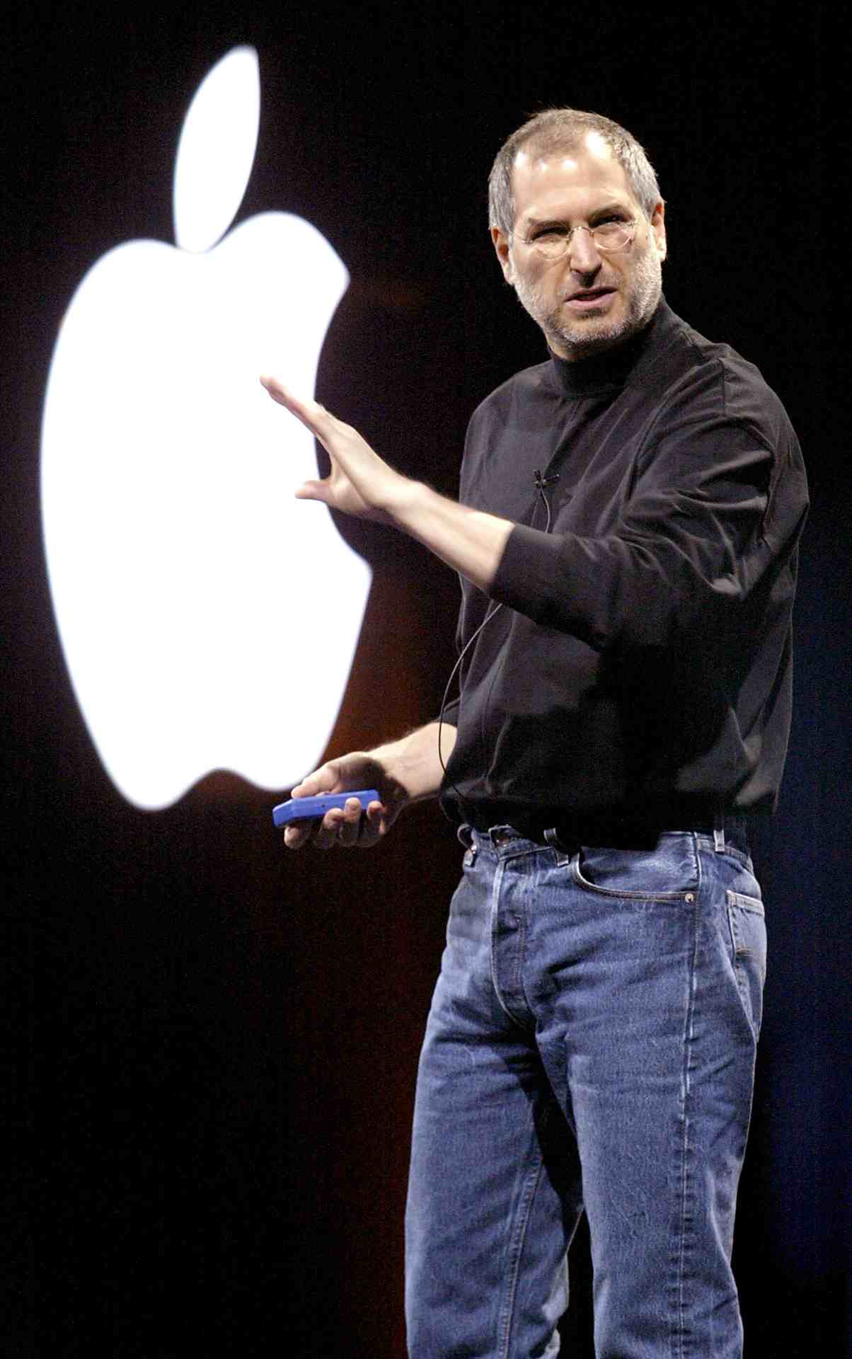 Steve Jobs vestindo Issey Miyake