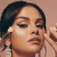 Selena Gomez visa promover a autoaceitação por meio de sua marca Rare Beauty
