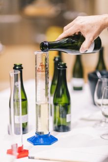 Assemblage de diferentes vinhos para a elaboração de espumantes na Chandon (foto: divulgação)