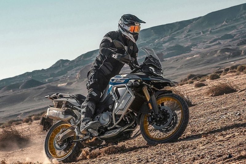 Voge 900 DSX, nova marca de motos chinesas premium que está chegando ao Brasil