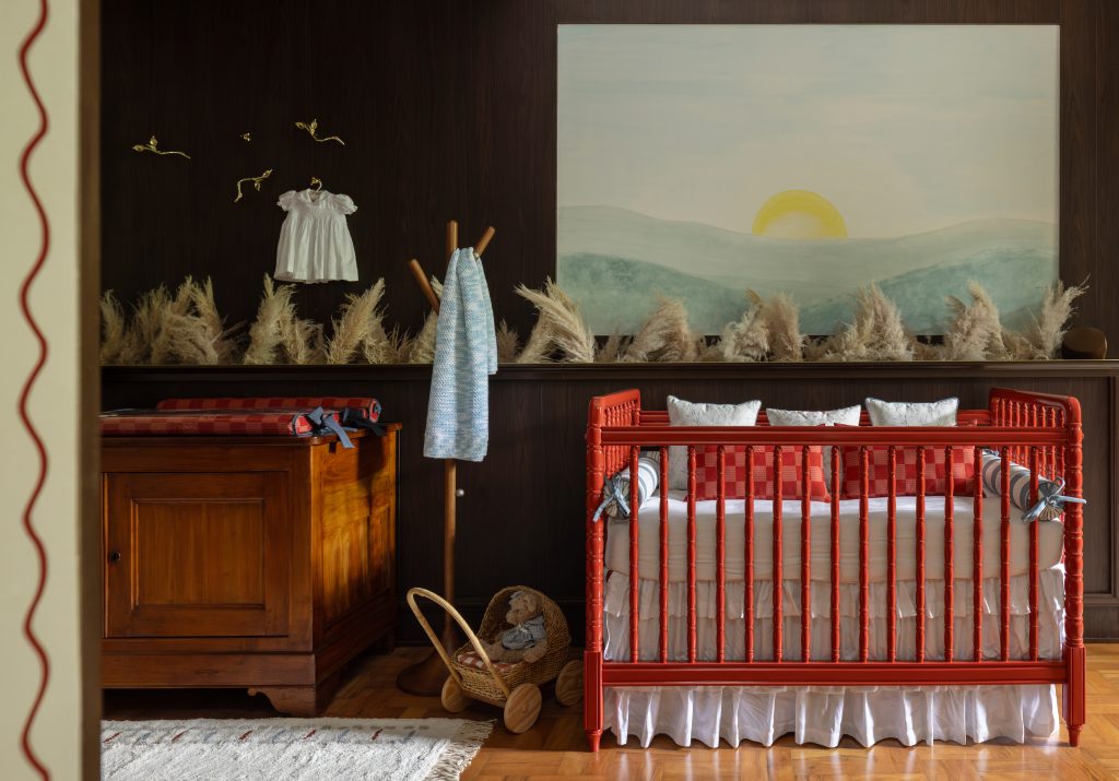 Quarto de bebê Amanhecer no Campo, assinado por Tássia e Thaisa Pereira, do escritório TT Interiores (foto: Maura Mello/divulgação)