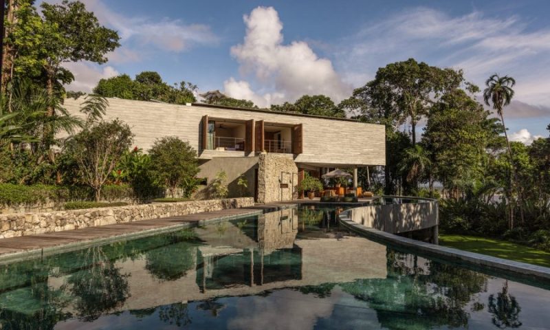 Arquitetura contemporânea integrada à paisagem tem assinatura de Eduardo Ribeiro Leite (Divulgação)