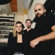 Patrícia Werneck, Danilo Ancete (ao fundo) e o chef Nando Carneiro
