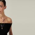 Layering de joias abre