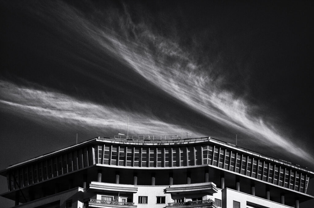 Fotografia de Ale Ruaro que compõe a exposição "O Centro que Respira", no Esther Rooftop (Divulgação/Ale Ruaro)