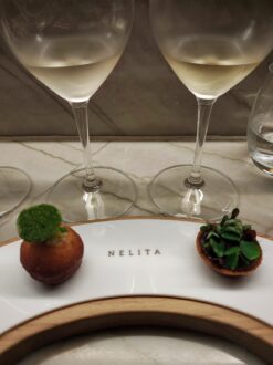 Beignet Verde e Tartelete de Bife à la Criolla (foto Celso Masson)
