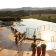 Lapinha Spa Vista da piscina voltada para a paisagem que circunda o Spa Lapinha (divulgação)