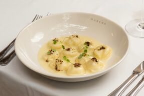 Bottoni di Ricotta &Pera (Lucas Ruas/Divulgação)