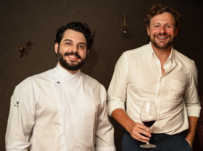 O chef Tuca Mezzomo e Pedro Testa fundador da Casa Tés (divulgação)