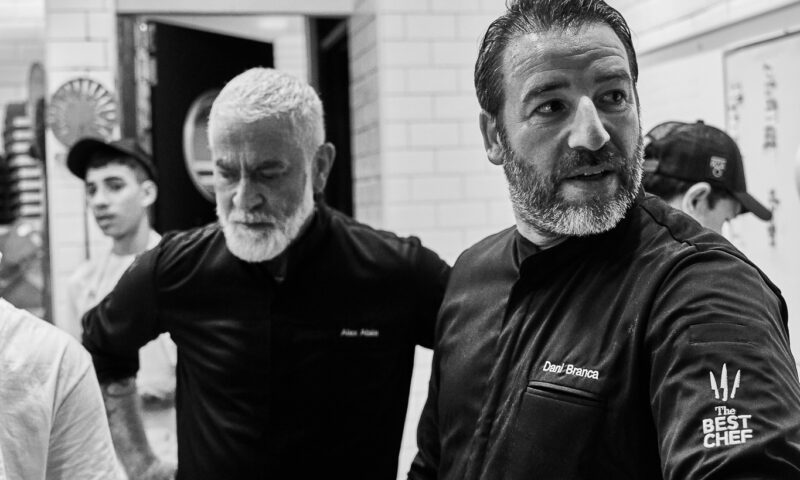 Alex Atala e Dani Branca cozinham juntos na Soffio Pizzeria (Divulgação)