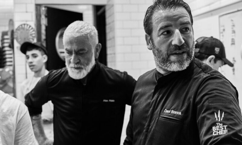 Alex Atala e Dani Branca cozinham juntos na Soffio Pizzeria (Divulgação)