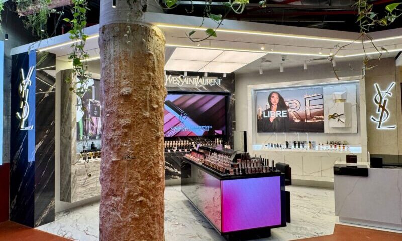 YSL Beauty shop
