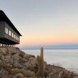 Singular Luxury Travel Um dos lodges Explora com vista deslumbrante do horizonte ao entardecer (divulgação)