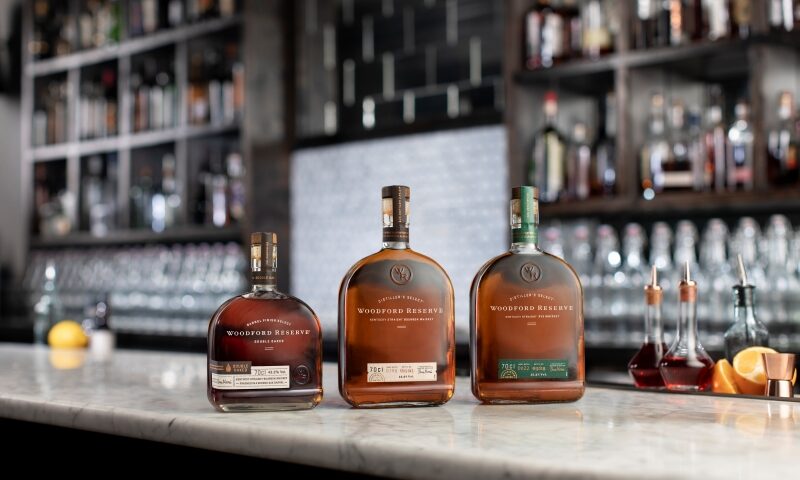 Três rótulos lançados no Brasil pela Woodford Reserve (divulçação)