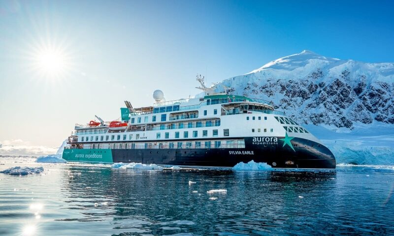 Sylvia Earle, navio de 55 cabines da Aurora expeditiosn que será fretado com exclusividade pela Latitudes (divulgação) Antártica